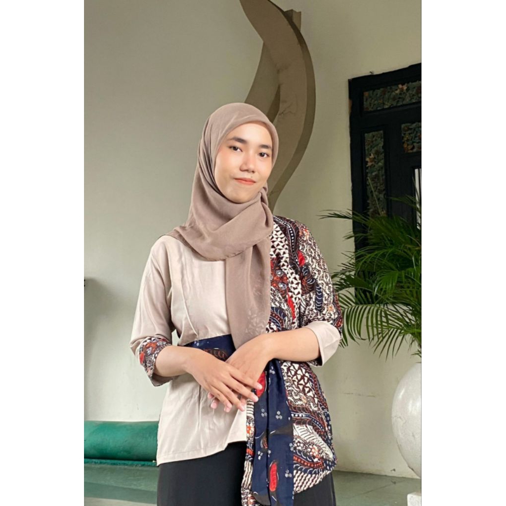 Blouse Batik Wanita – Vestara Batik Blouse by Tanean Wear | Atasan Batik Tulis Madura