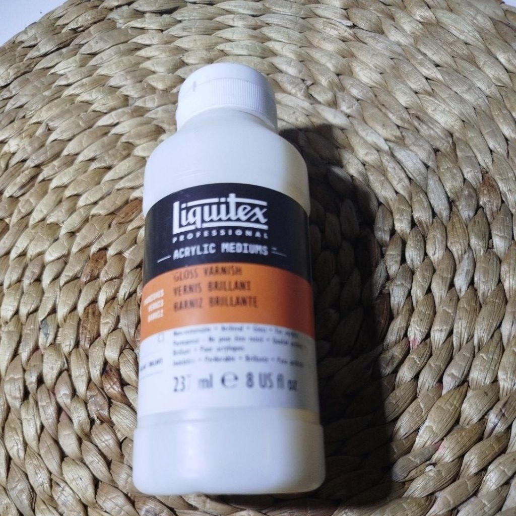 

Liquitex acrylic medium gloss varnish 237 ml
