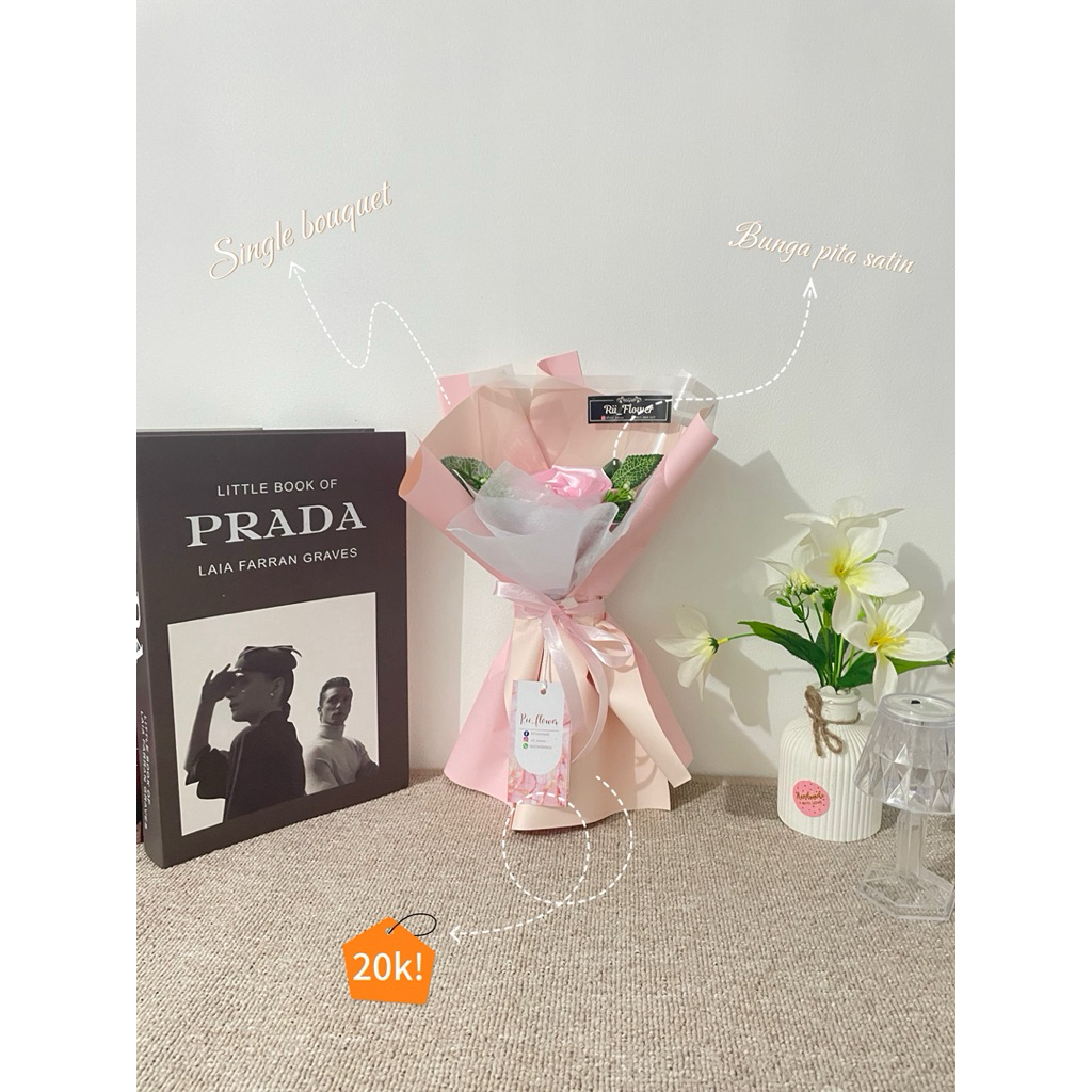 

single bouquet pita satin