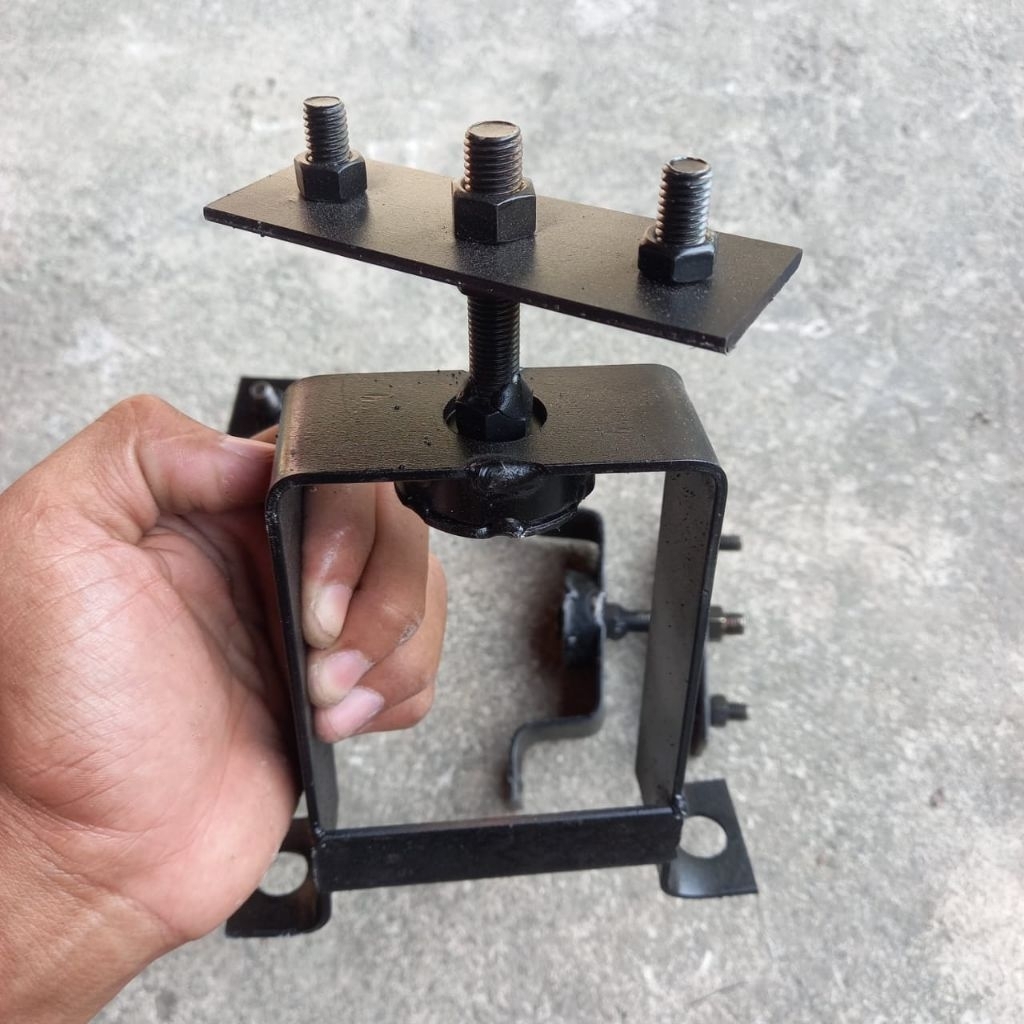 Dudukan Putar/ Dudukan muter wildop truk belakang ring 16 2biji kanan kiri