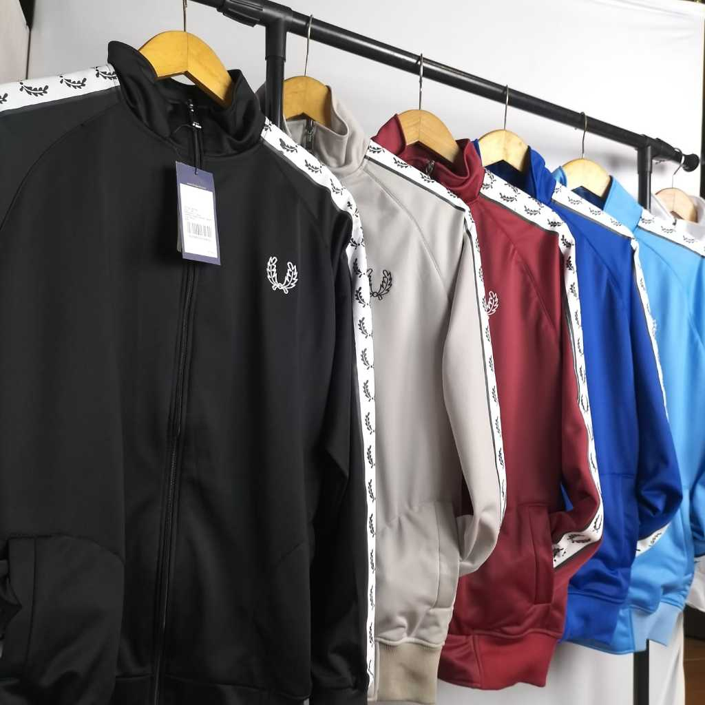 Jaket Tracktop Fred Perry Tapped Full Tag Warna Abu-abu/Jaket Olahraga/Jaket Basic Casual Premium