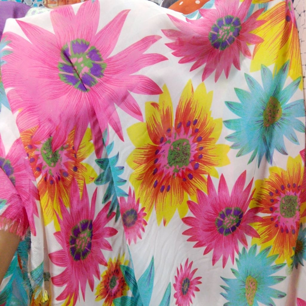 kain ceruty motif - kain ceruty baby doll - kain ceruty motif bunga matahari - kain bahan motif - ka