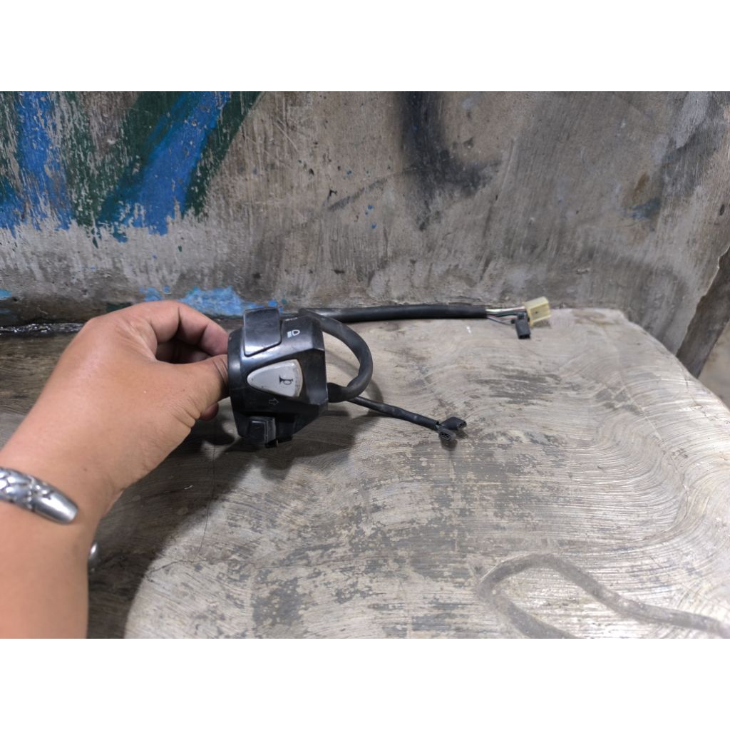 holder kiri cb 150 r original