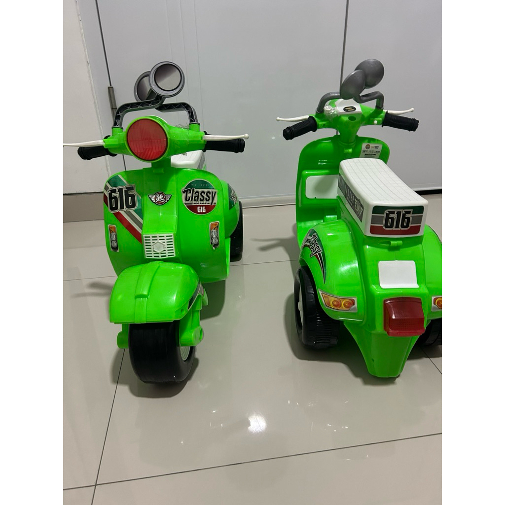 mainan naikan vespa aki (tanpa aki)