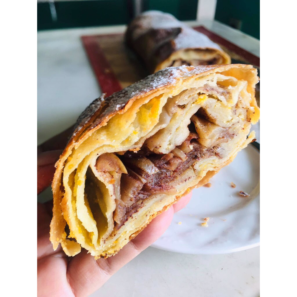 

Classic Apple Strudel Vienna