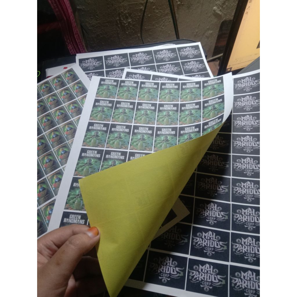 

Open Reseller Murah Stiker Costume A4