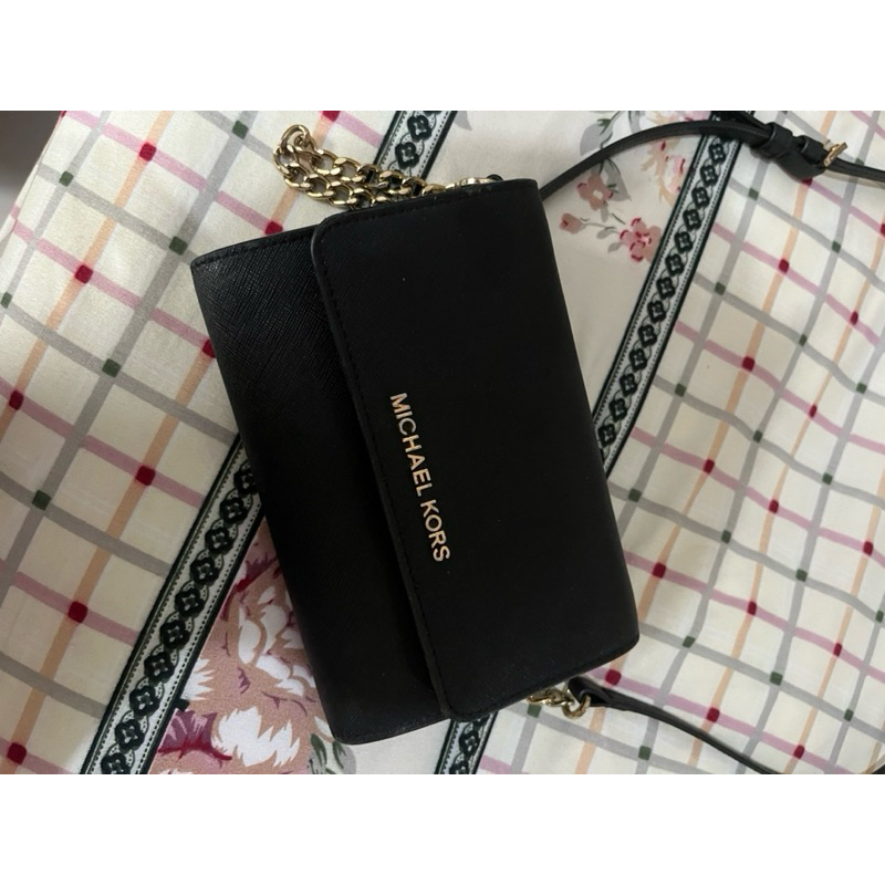 Tas Sling Michael Kors