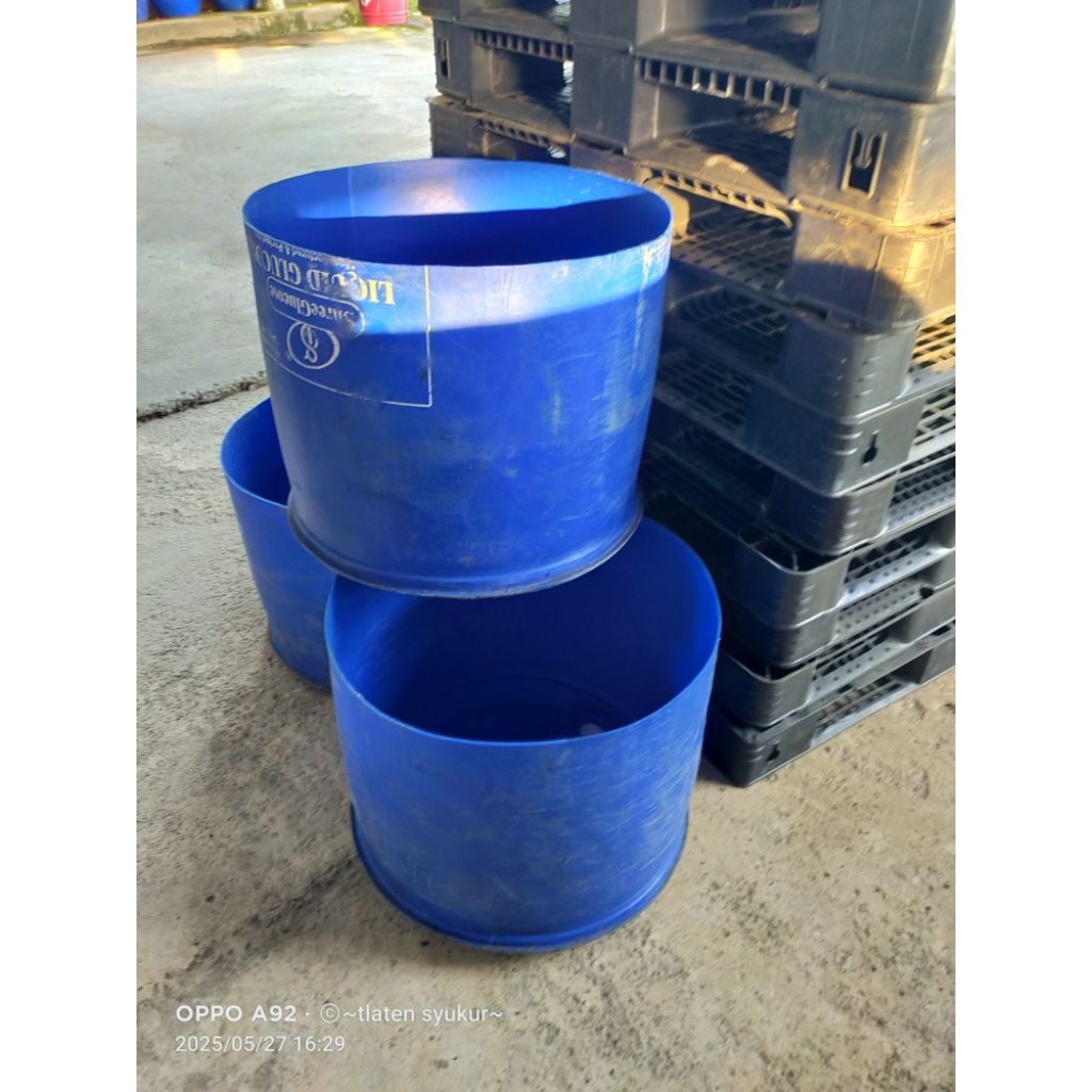 drum plastik tempat sampah.drum plastik 100liter hdpe bahan tahan cuaca puluhan tahun