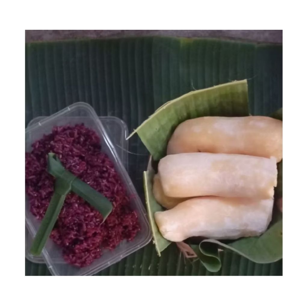 

paket campur tape singkong + tape ketan hitam manis