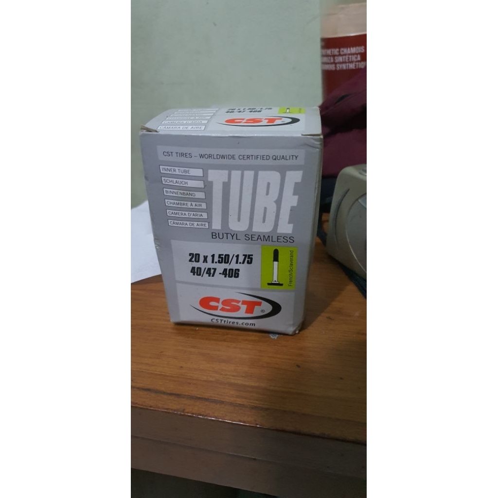 ban sepeda CST ukuran 20