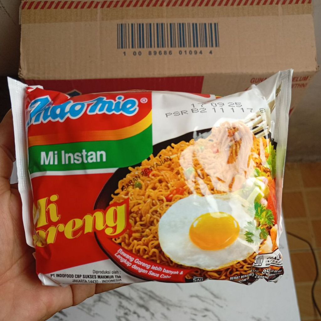 

DINA. INDOMIE GORENG & MIE INSTAN LAINNYA KARTON ISI 40 PCS