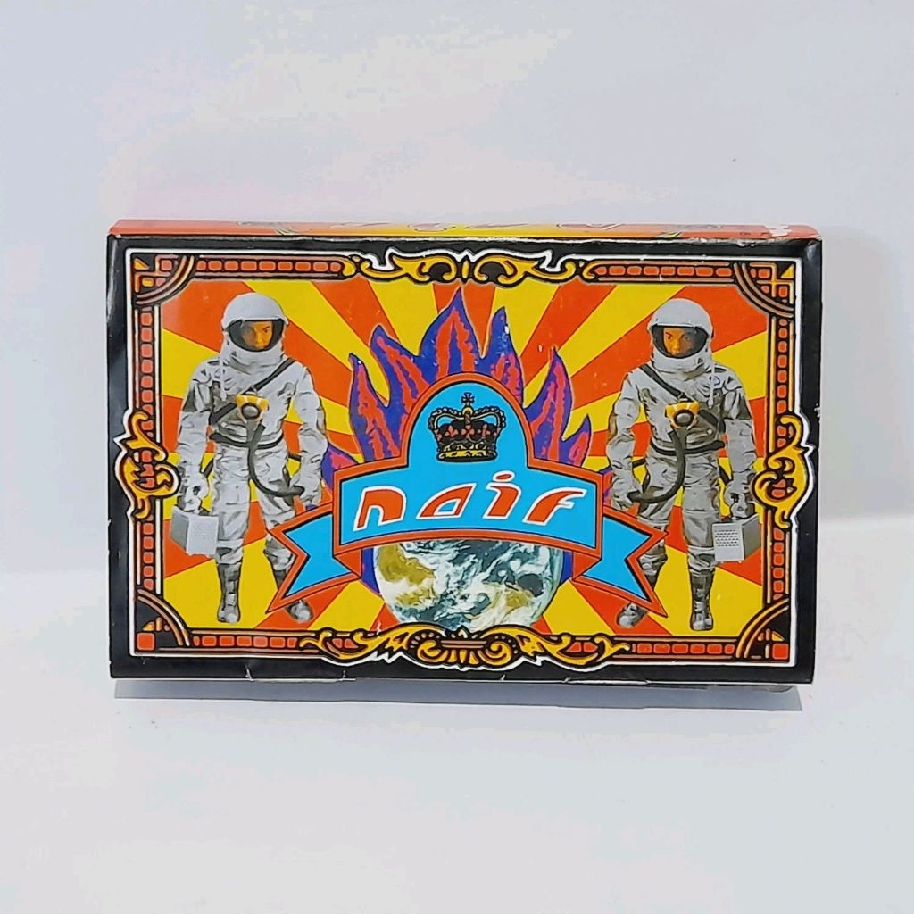 Kaset Naif Self Titled (Mobil Balap)