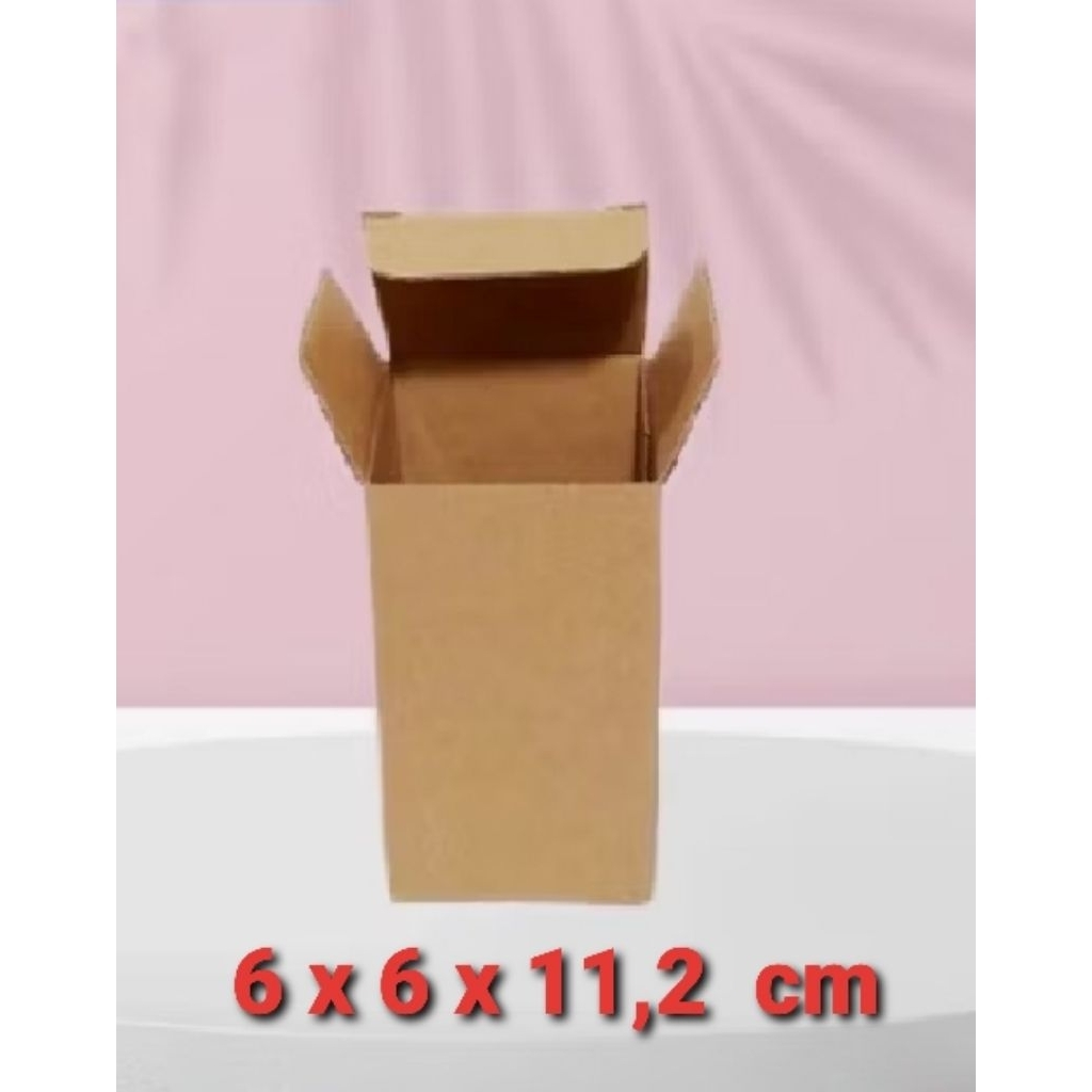 

Kardus box 6x6x11,2 cm DIECUT BOTOL