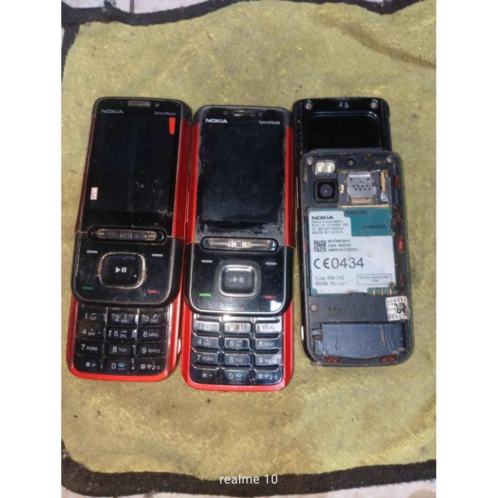 Nokia Xpres Music 5610 Bahan