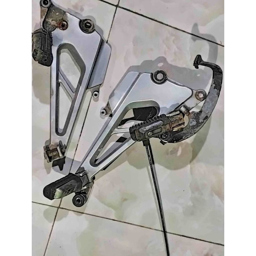 FOOSTEP POSTEP TIGER 200 TILAM TILAS SET ORI COPOTAN