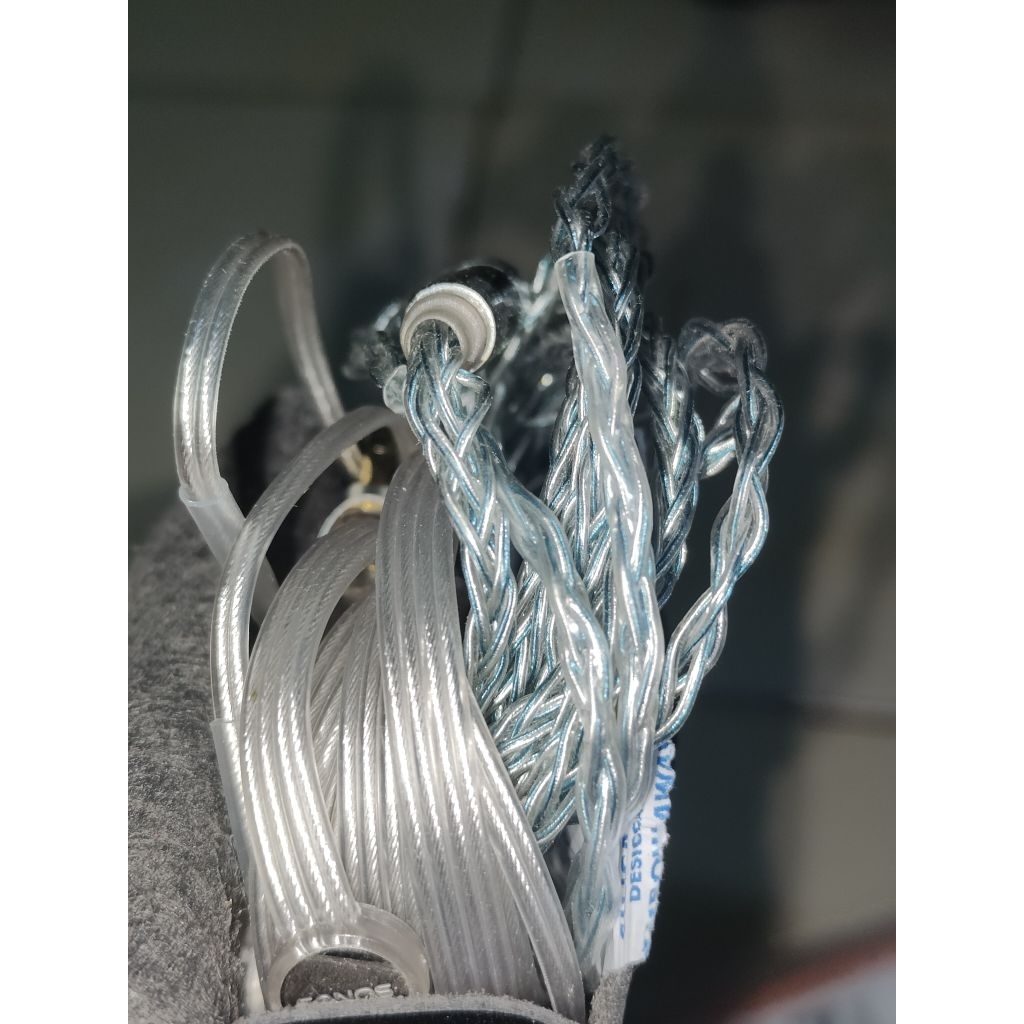 Upgrade cable Xinhs Rainbow