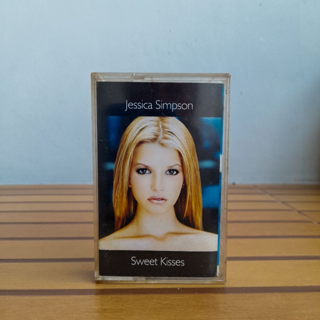 Kaset Pita Jessica Simpson - Sweet Kisses