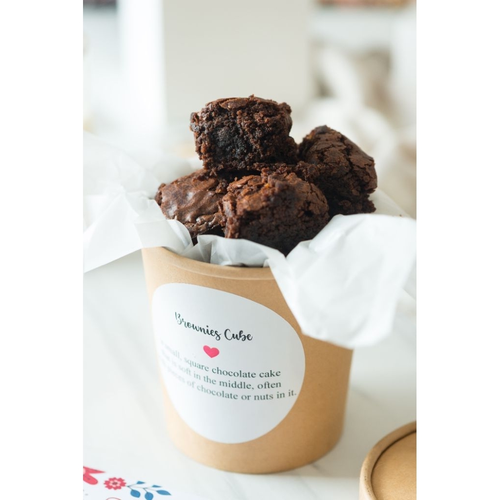 

Brownies Bites Orie Original 16 oz (harga untuk 2 cups)