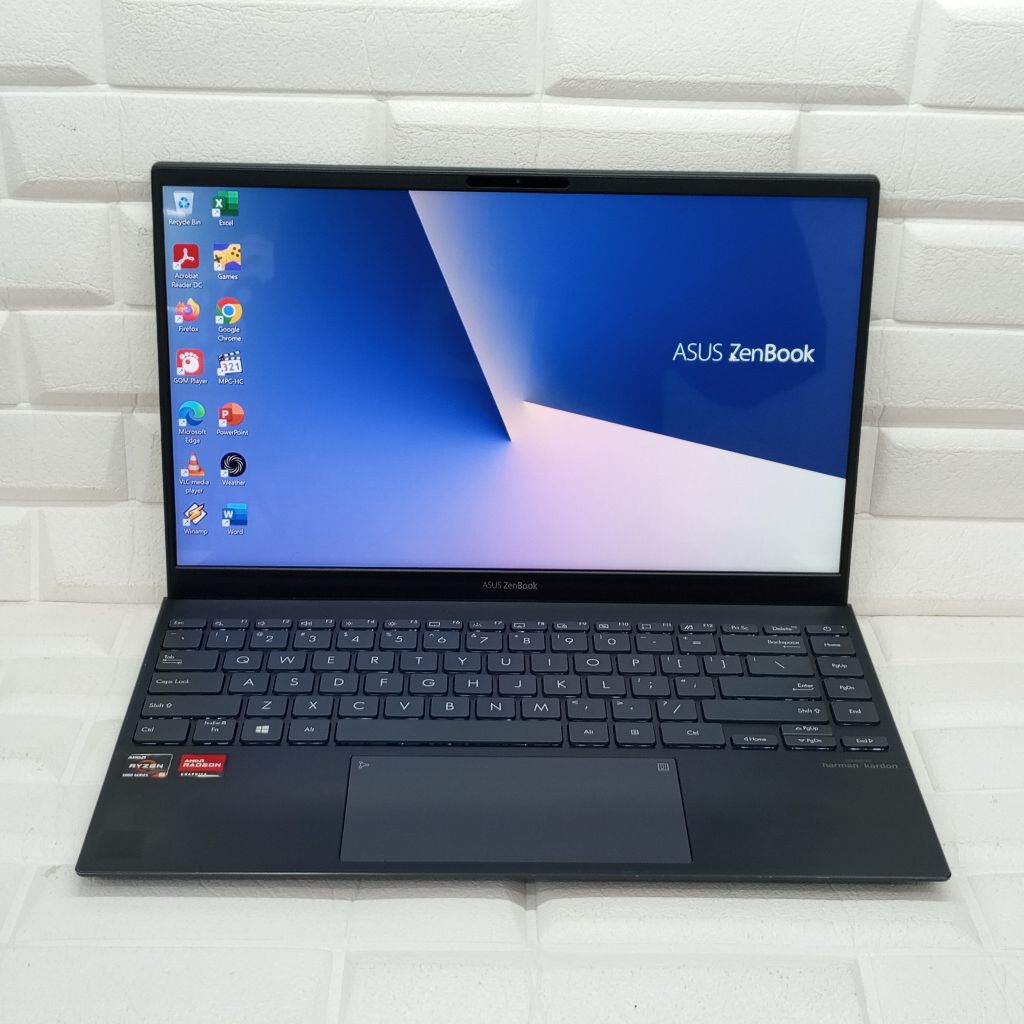 Laptop Asus Zenbook UM425UAZ Amd Ryzen 5 5500U 8/512gb