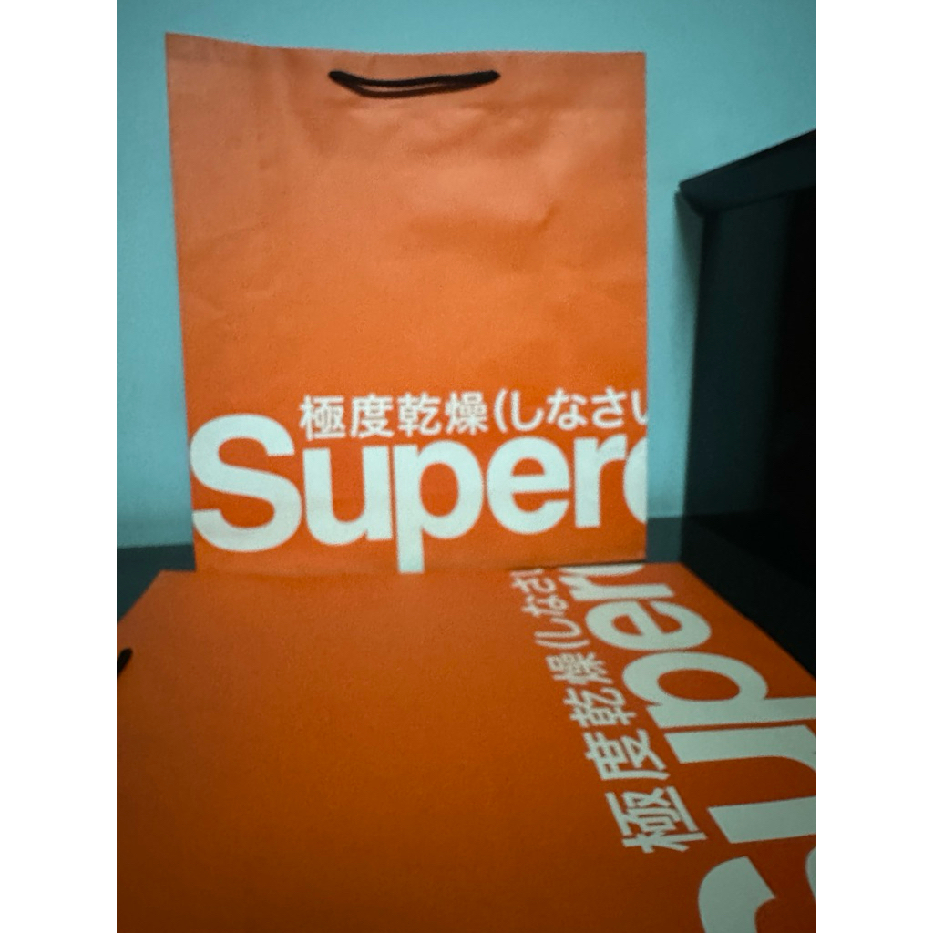 

paperbag superdry besar