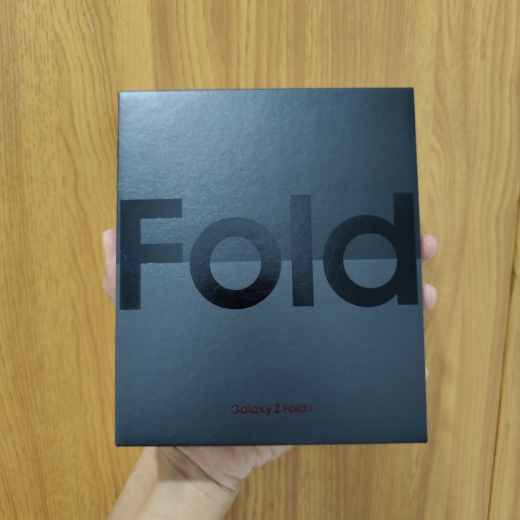 Dus Box Samsung Galaxy Z FOLD 4 Burgundy Resmi Sein Original Copotan