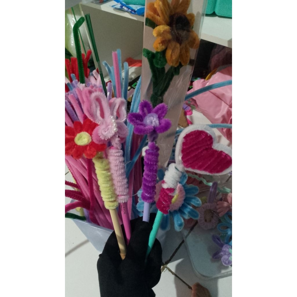 

pulpen lucu kawat bulu