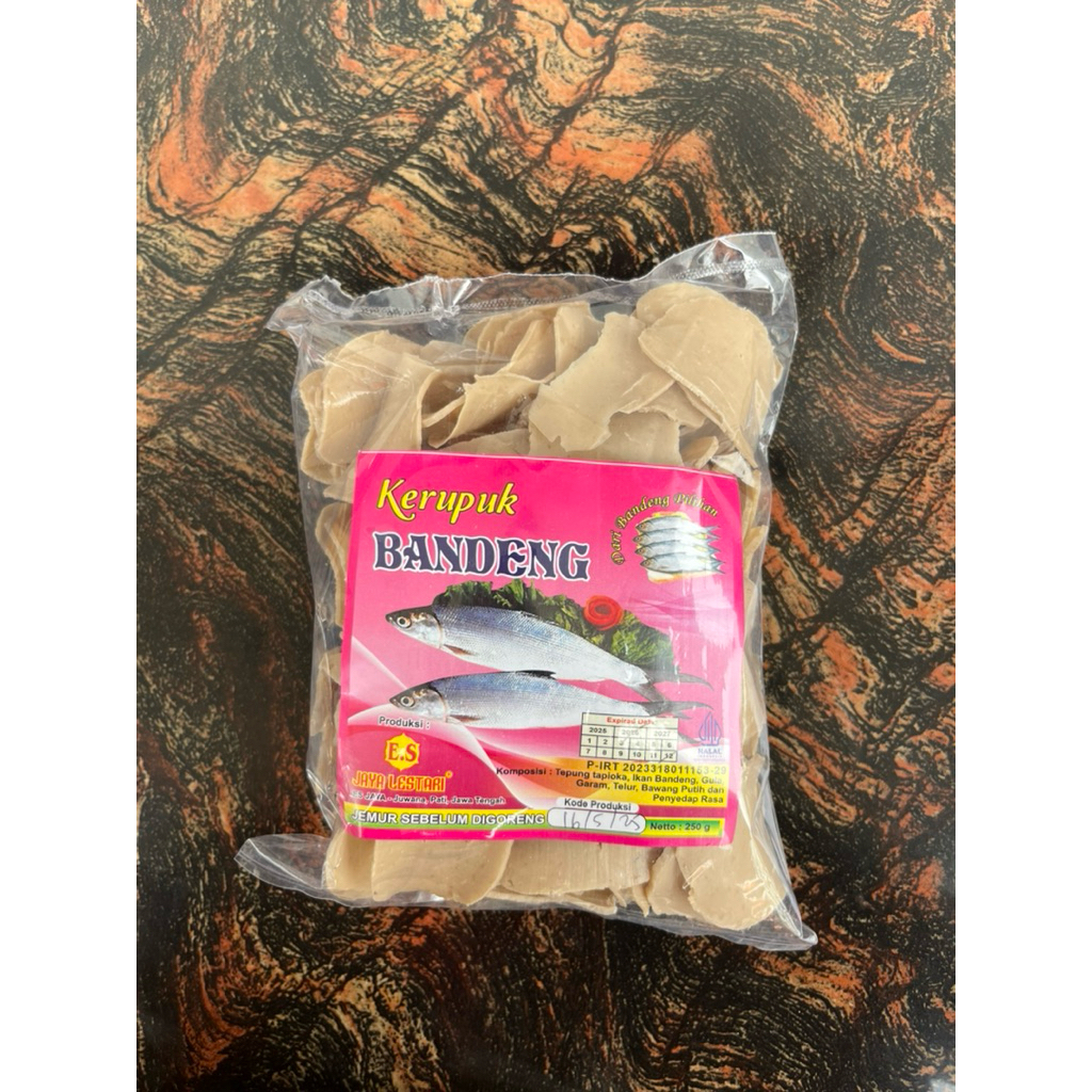 

Kerupuk bandeng asli khas juwana