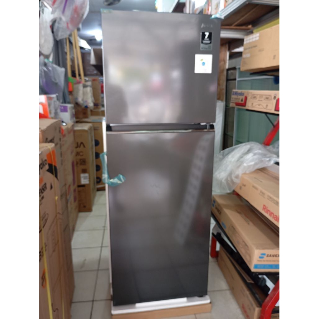 VIRA RAYA LAMPUNG- AQUA AQR DTM285CB KULKAS 2 PINTU 225 LITER