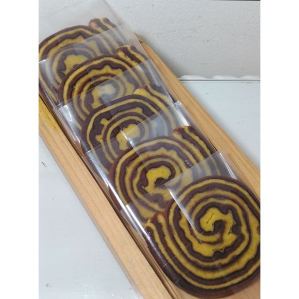 

Lapis Legit Slice {Varian Kopi}