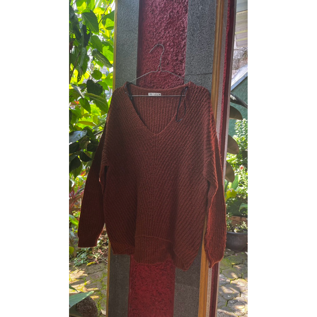 Preloved - Knit Sweater Zara
