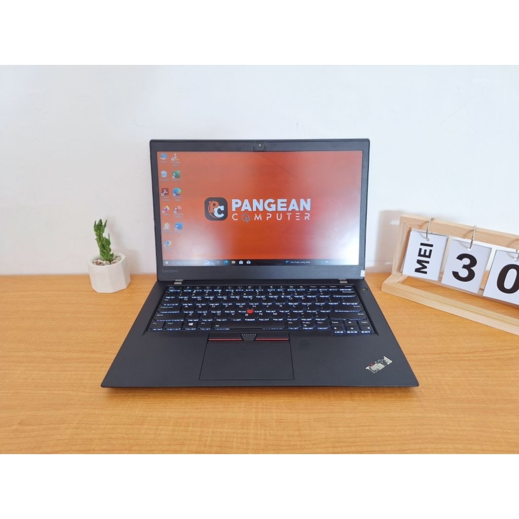 Lenovo Thinkpad T470s. Core i7-7600U. Ram 8 GB. SSD 256 GB. Layar 14" FHD IPS Touchscreen.