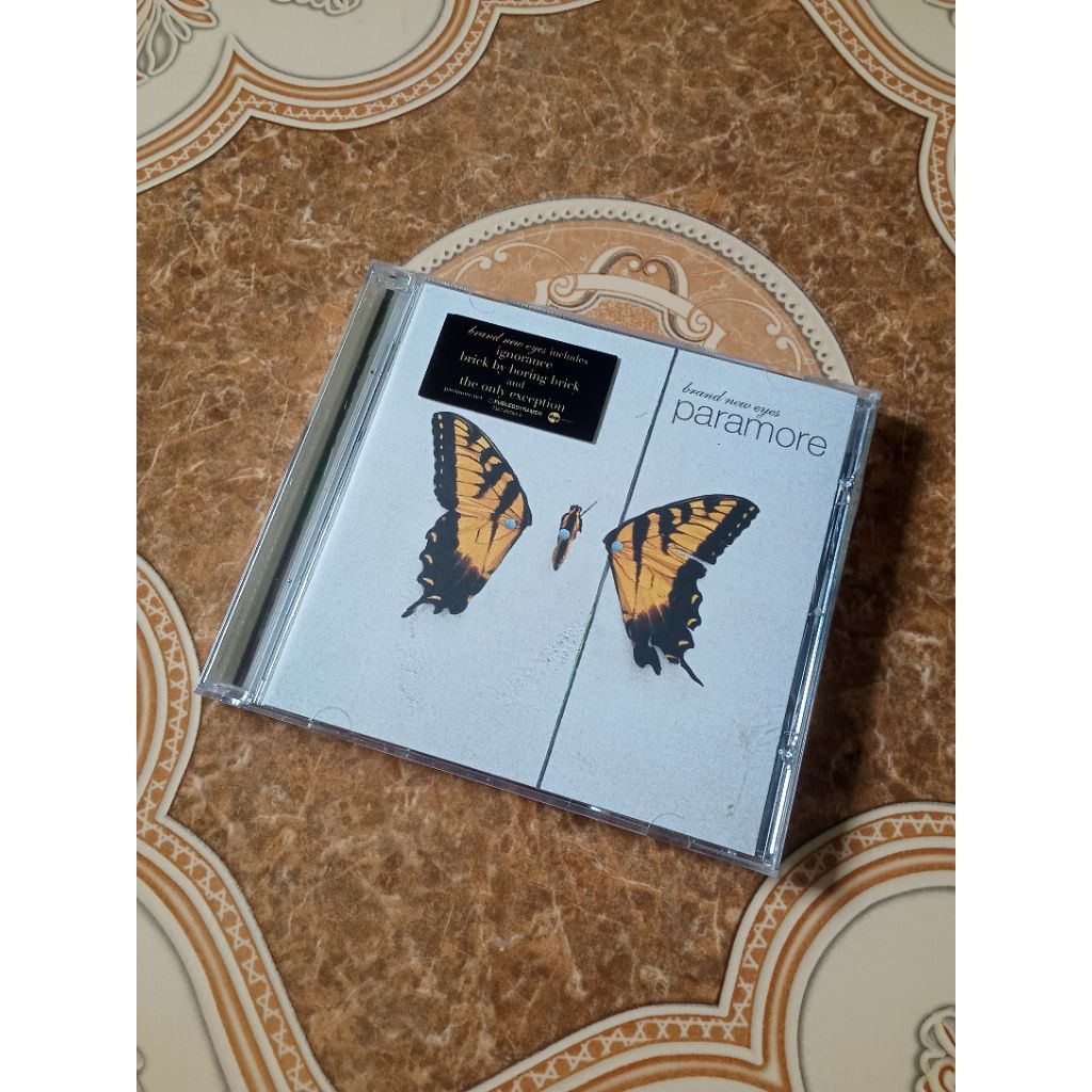 Paramore - Brand New Eyes (CD, Album) (Fueled By Ramen - 7567895804)