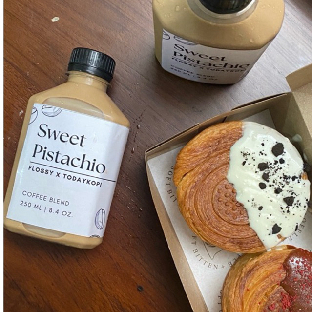 

Coffee Bottle Creamy Aren/ Pistachio/ Pandan