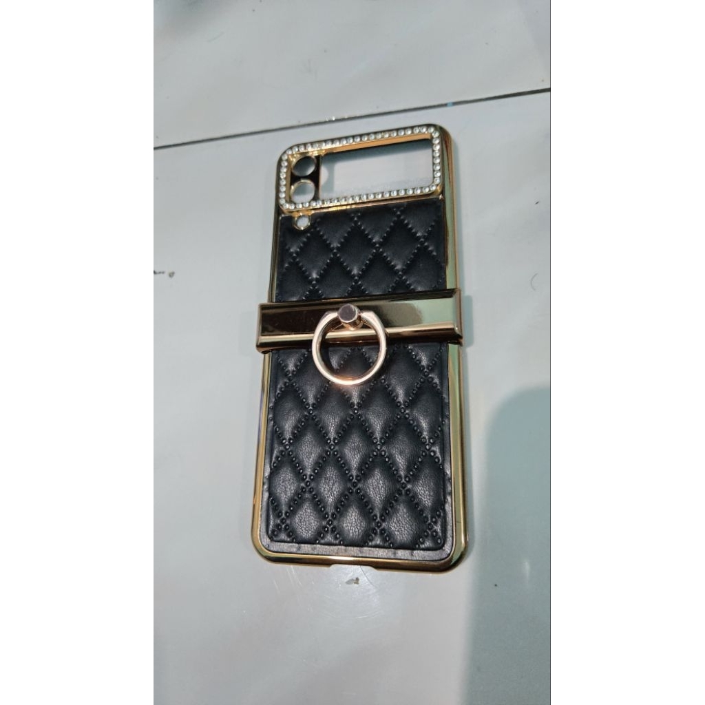 [SECOND LIKE NEW] Hardcase HP Samsung Z Flip4