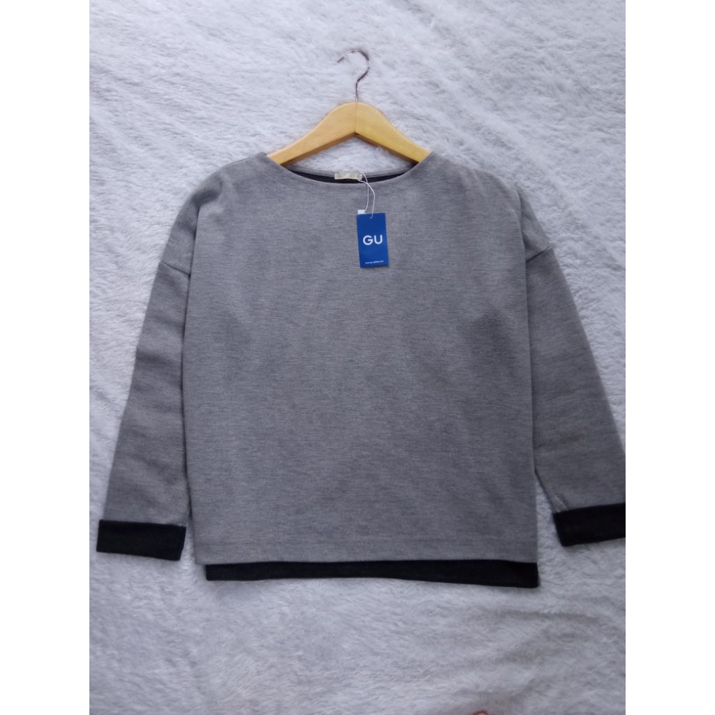 Blouse Crewneck GU Global Uniqlo Abu Misty Grey Hitam Oversize