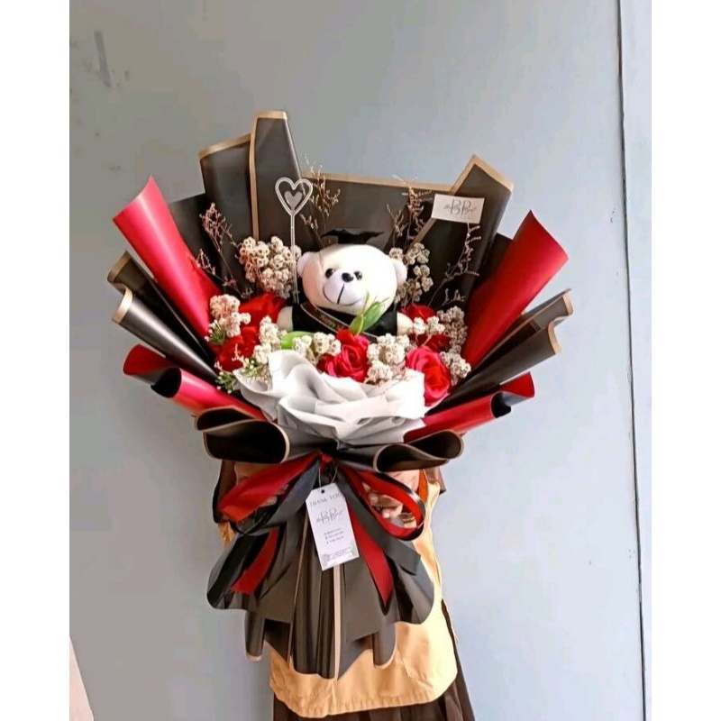 Buket boneka wisuda estetik/buket boneka bunga cocok untuk kado wisuda/buket mewah