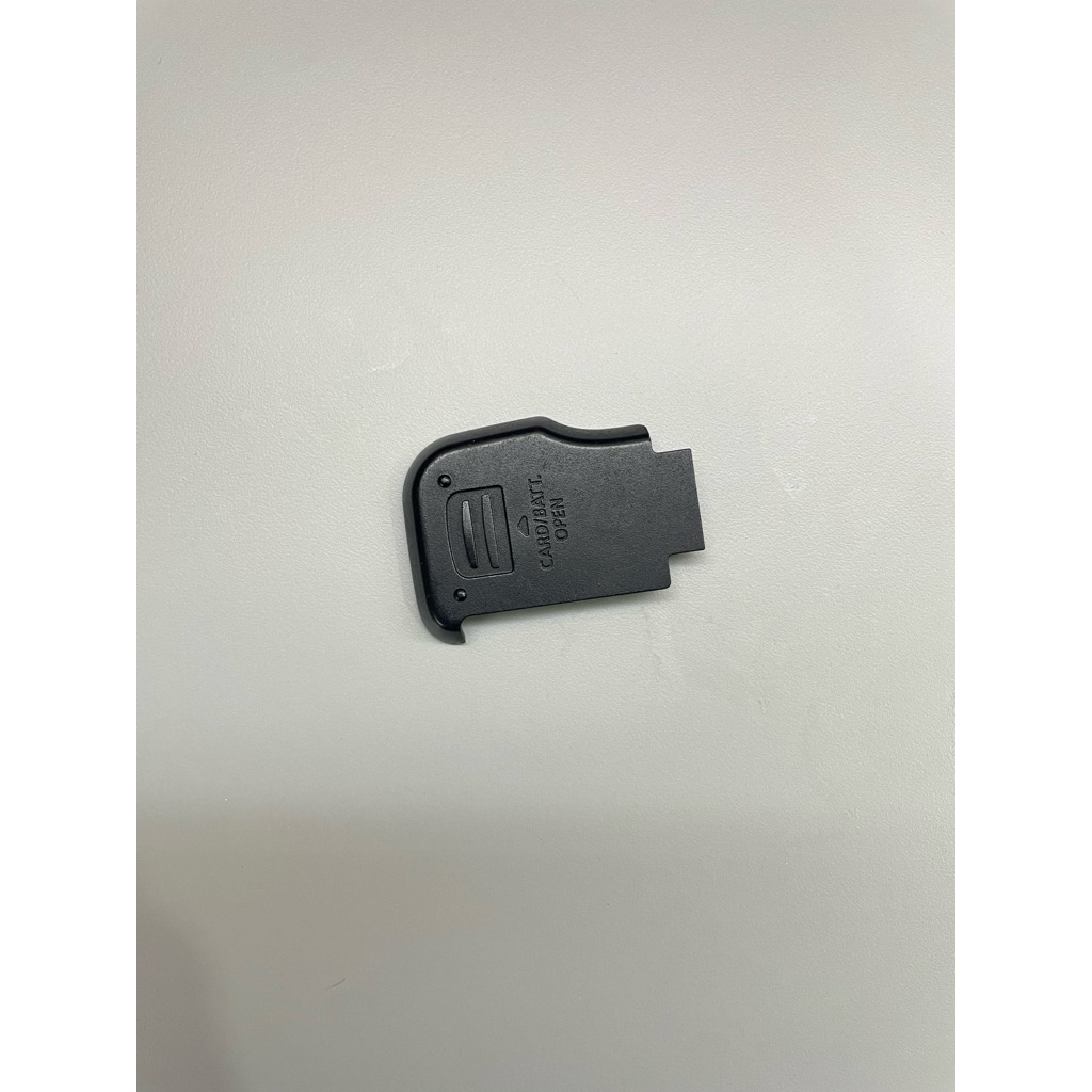 Tutup Batre Canon G12