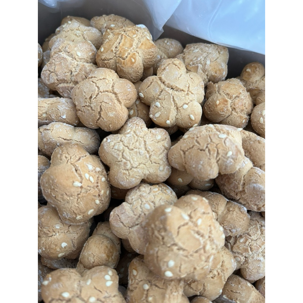 

Kue Bangkit Wijen 500Gram ( INCLUDE BUBBLE WRAP DAN KARDUS )