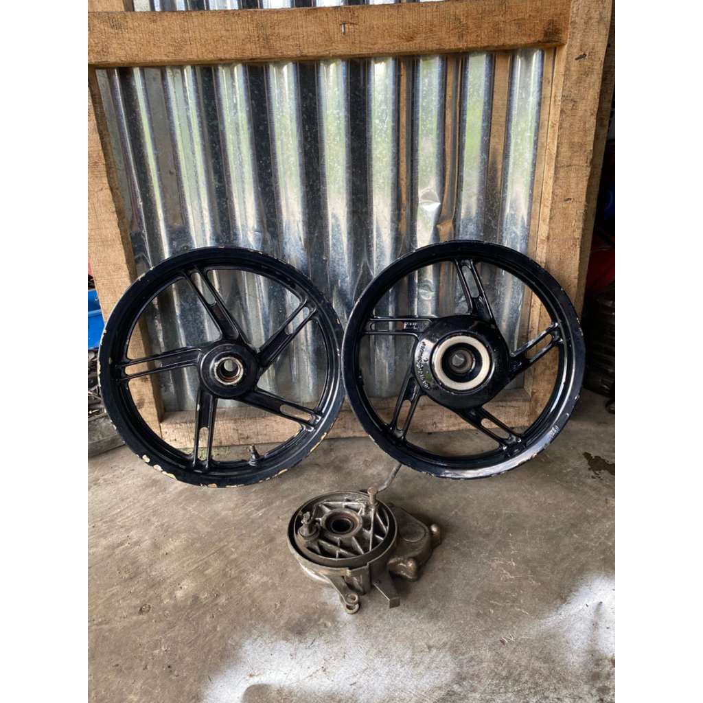 VELG PCX CBU THAILAND ORIGINAL PNP VARIO 125-150 SET TUTUP GEARBOX