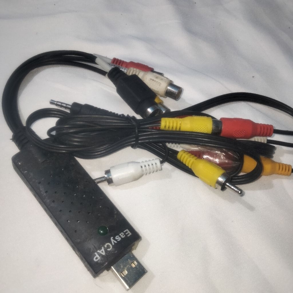 esycap,Tuner,display,nonton,siaran,tv,digital,dihp,dan,di,pc