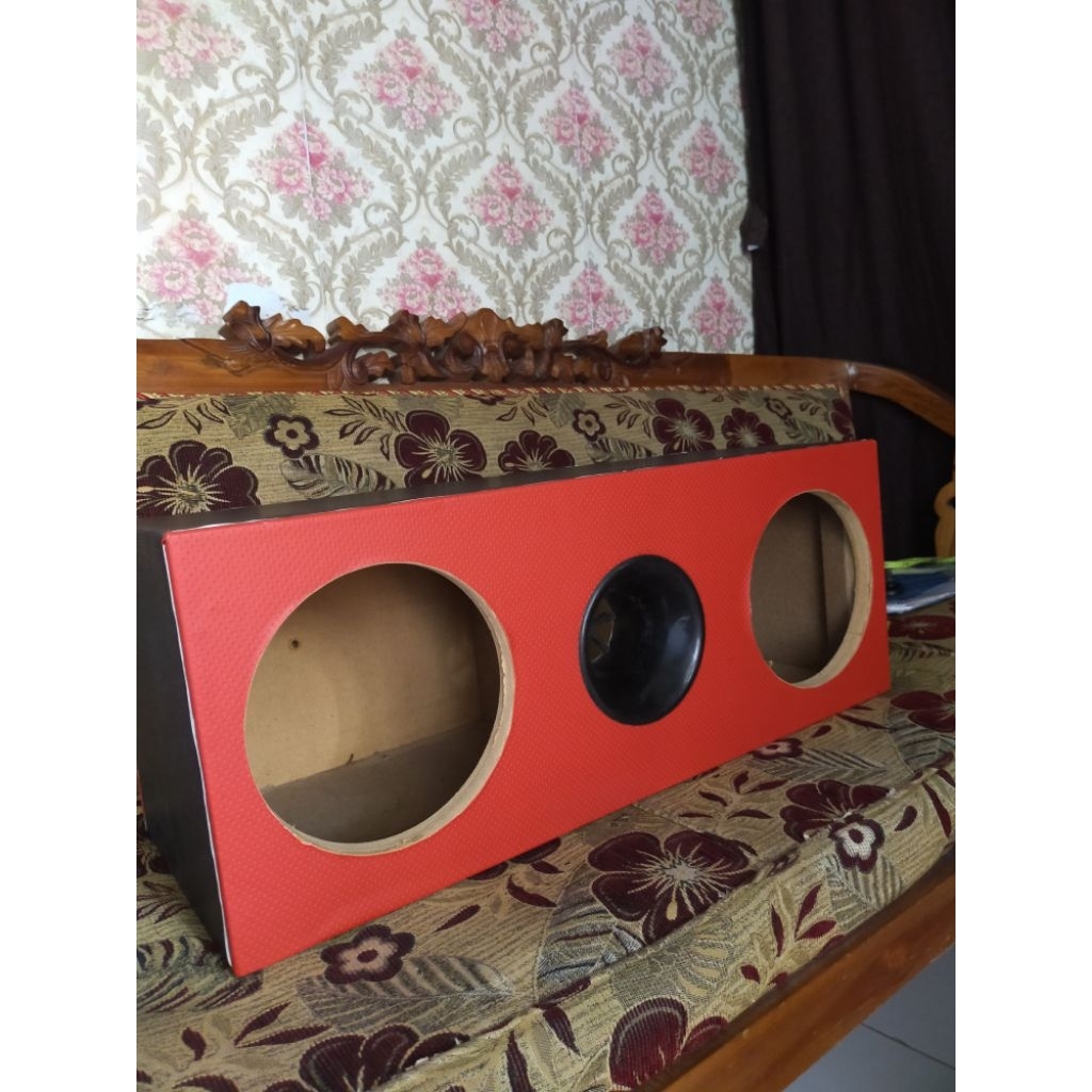 Box subwoofer speaker 8 inch dobel Oscar