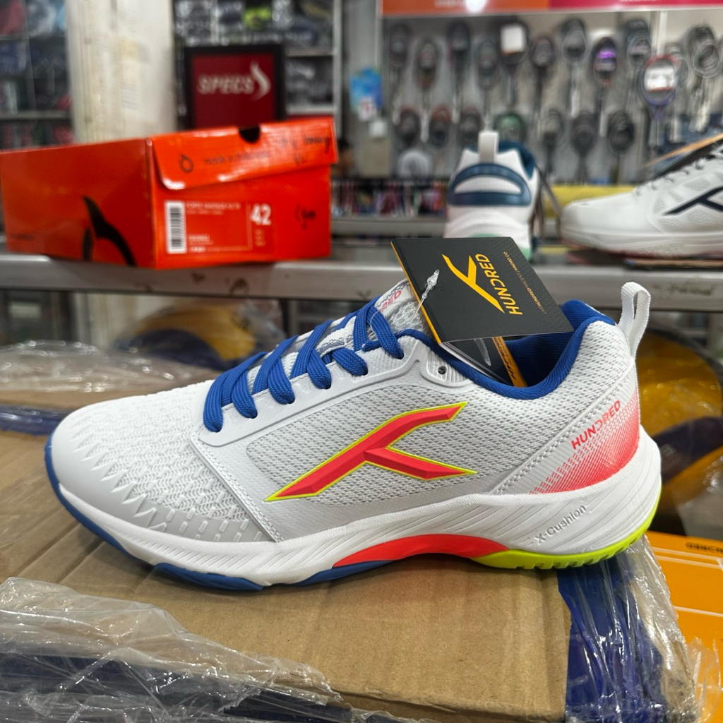 Sepatu Multifunctional Hundred  Hyperspike hndrd