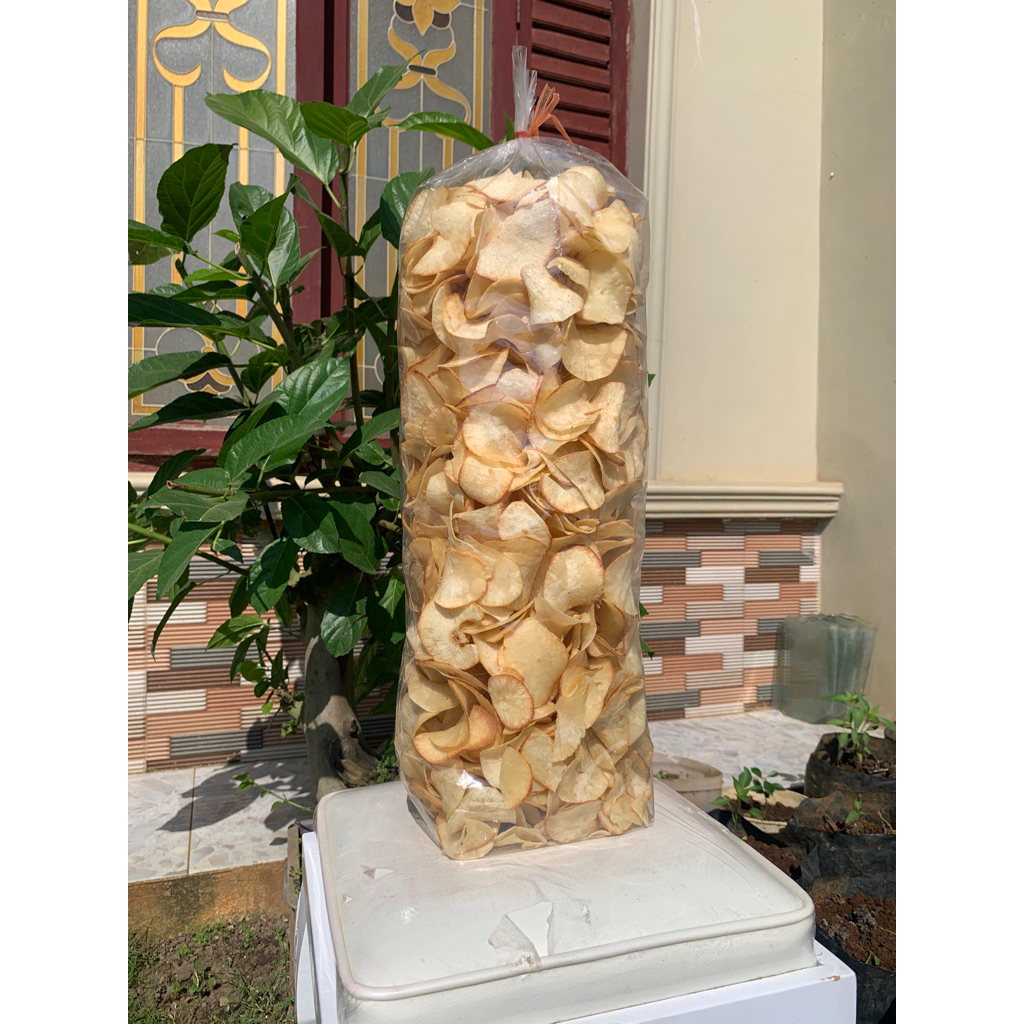 

Kripik singkong renyah & gurih 1 bal tersedia 250g,500g,1kg cemilan snack kering asin