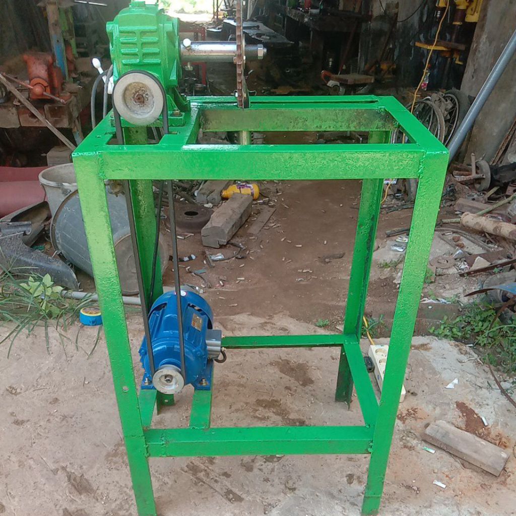 mesin kupas batok kelapa