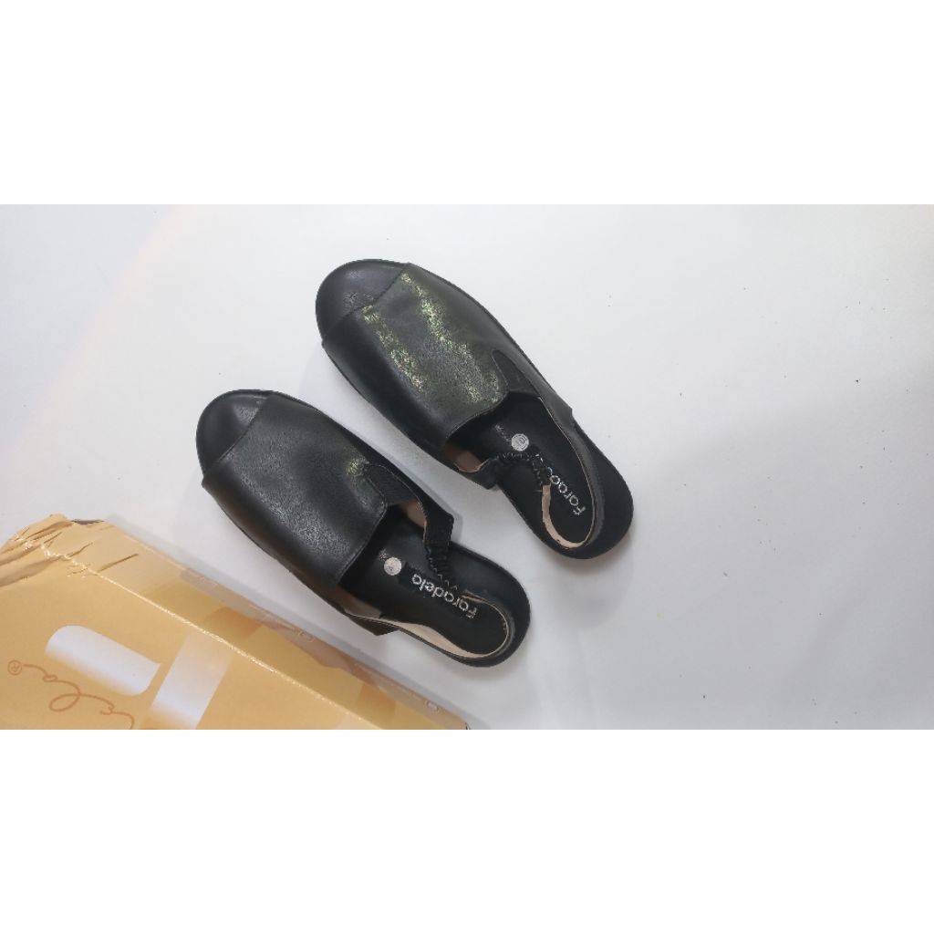 preloved_sandal_faradela