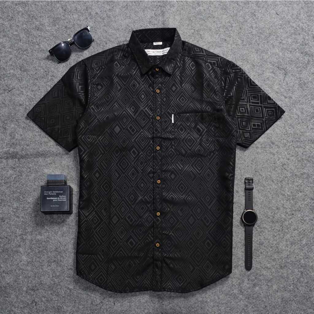Detak Original Kemeja Embos Sultan Lengan Pendek Pria Tofubox Casual Slimfit