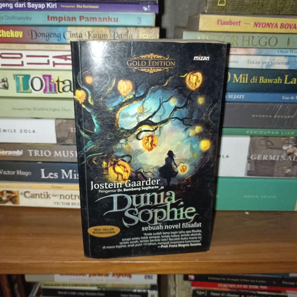 Dunia Sophie by Jostein Gaarder (Gold Edition, Cetakan 5, Oktober 2008)