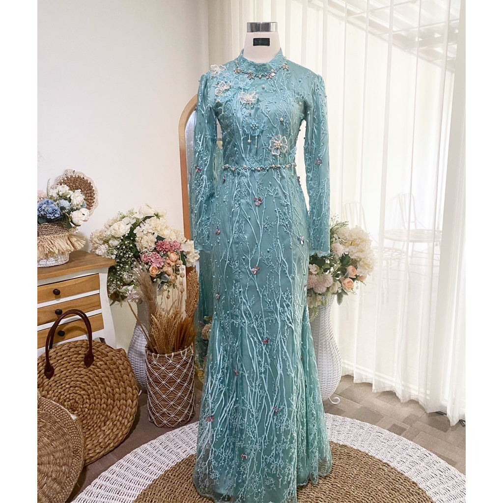 Dress pesta fairytale