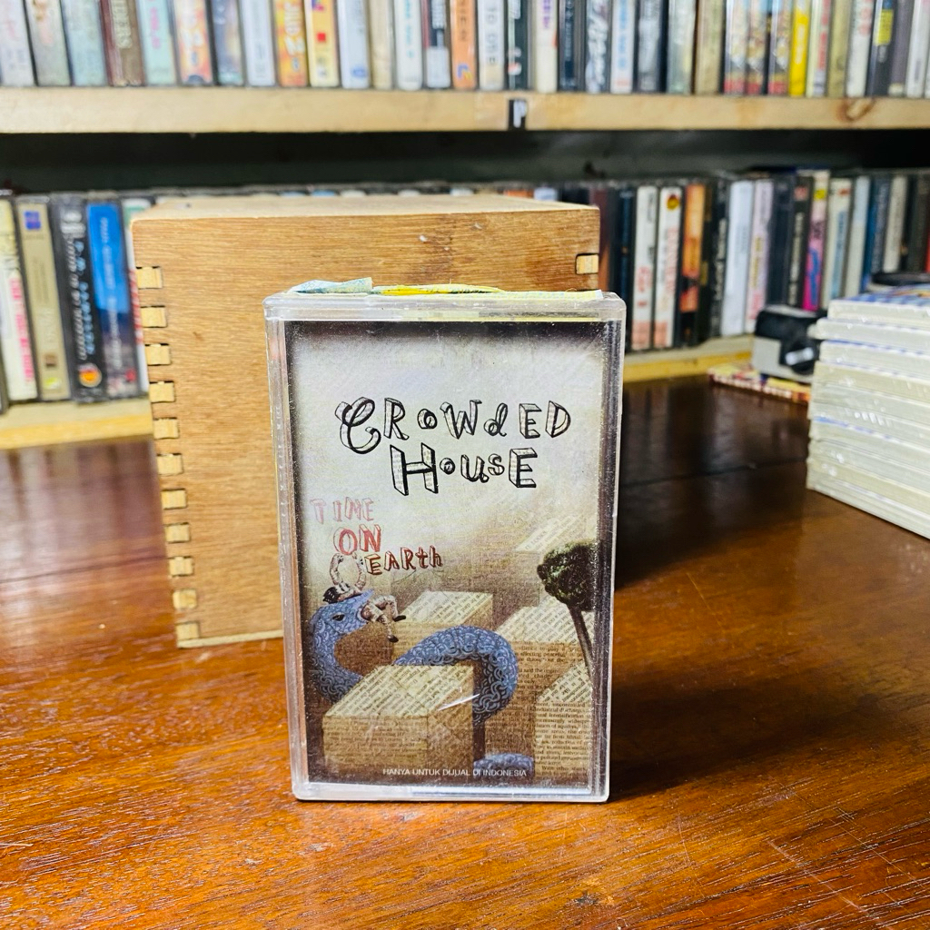 KASET PITA CROWDED HOUSE - TIME ON EARTH