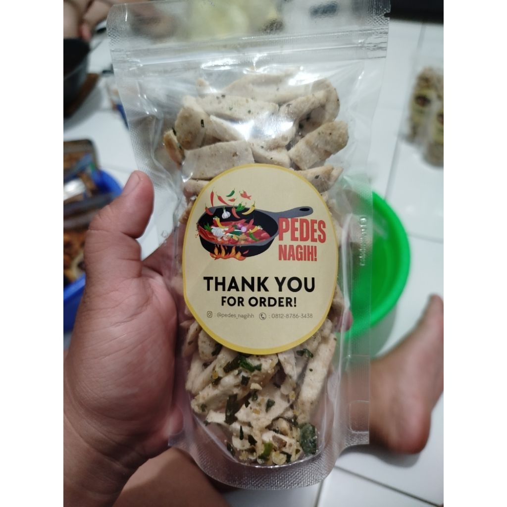 

Cemilan Pedes Nagih - Otak" gurih dengan Daun Jeruk
